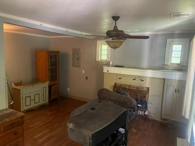 123 Jefferson Dr., Mastic Beach, NY 11951, USA