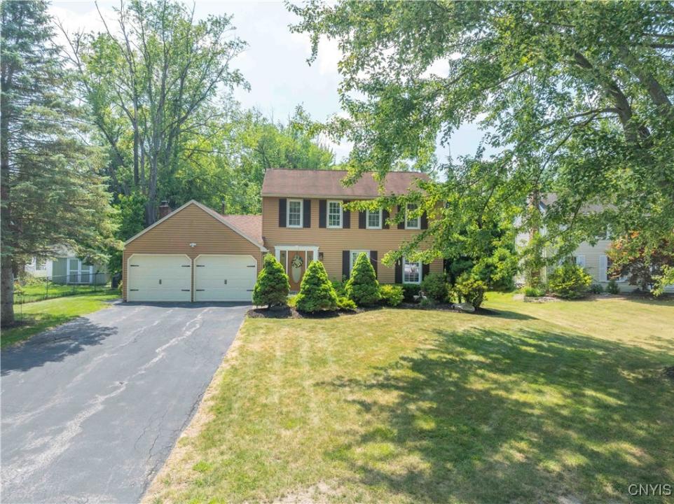 7655 Doubletree Circle, Clay, New York 13212, États-Unis