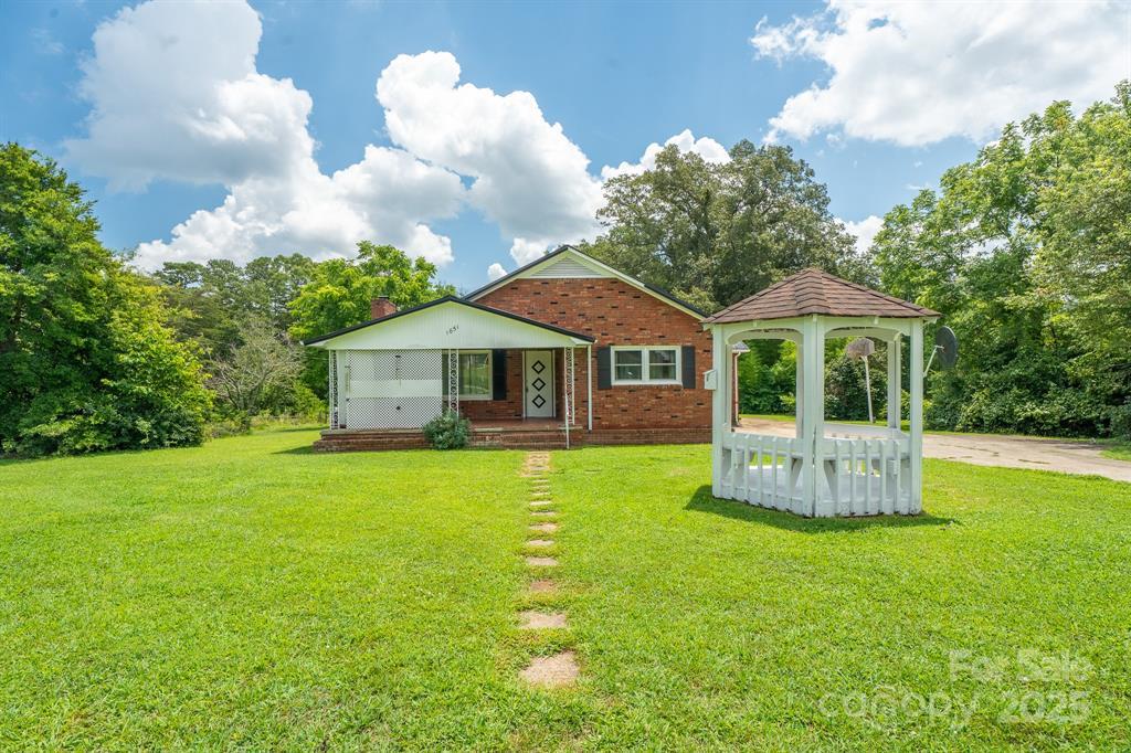 1851 Enon Road, Valdese, North Carolina 28690-9774, Stati Uniti