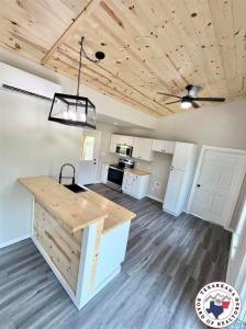 658 County Road 4564, Bivins, Texas 75555