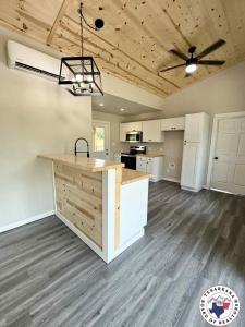 658 County Road 4564, Bivins, Texas 75555