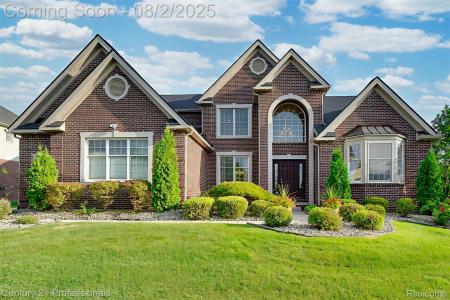 50553 Billenca Drive, Novi, Michigan 48374, USA