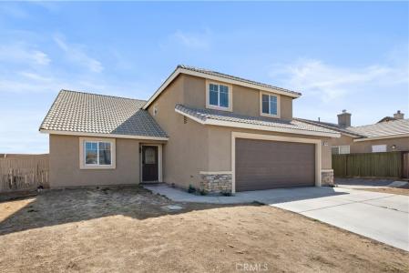 14651 Regent Ct., Adelanto, Kalifornia 92301, USA