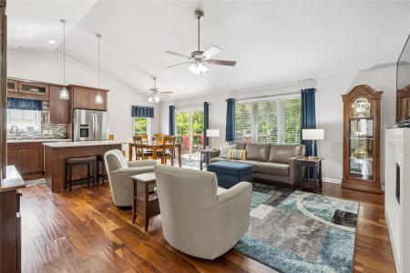 1303 NW Shoreline Court, Ankeny, Iowa 50023, Estados Unidos