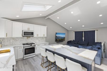 147 Newbury Road, Howell, ניו ג'רזי 07731, ארצות הברית של אמריקה