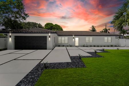 699 NE 70th St, Boca Raton, Florida 33487, USA