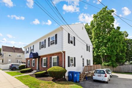 16 Richardson Street , C, Wakefield, Massachusetts 01880, USA