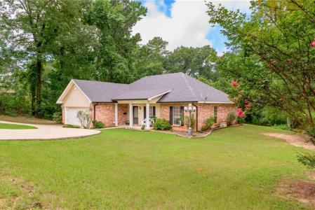 3221 Skyline Drive, Pineville, Louisiana 71360, Stati Uniti