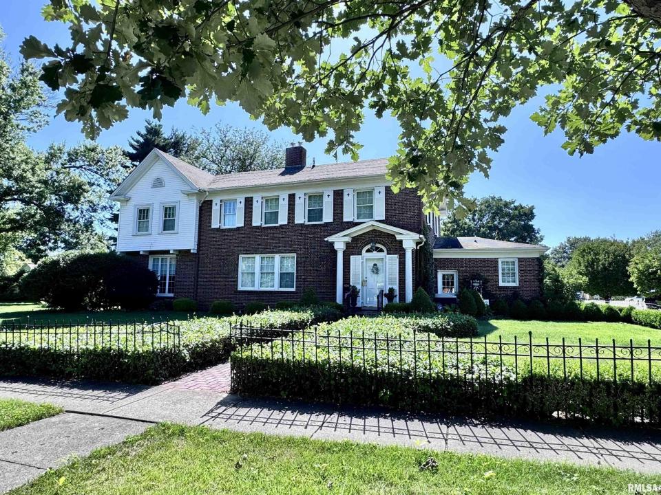 404 S EDWARDS Street, Macomb, Illinois 61455, Estados Unidos