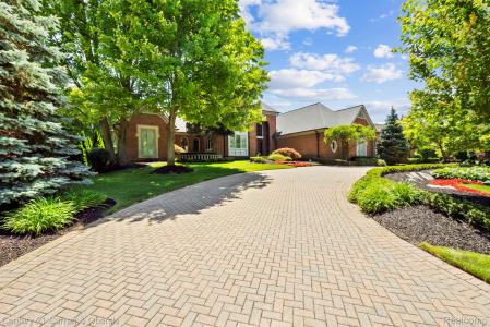 18878 Oak Leaf Lane, Northville, Мичиган 48168, Соединенные Штаты