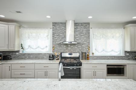 8841 Kathy Lane, Des Plaines, אילינוי 60016, ארצות הברית של אמריקה 