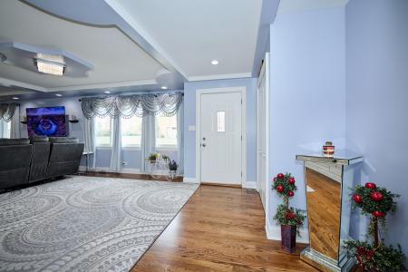 8841 Kathy Lane, Des Plaines, אילינוי 60016, ארצות הברית של אמריקה 