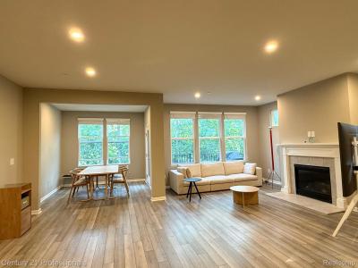 652 Peppermint Drive, RochesterHills, ミシガン 48307, アメリカ合衆国
