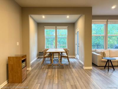 652 Peppermint Drive, RochesterHills, ミシガン 48307, アメリカ合衆国