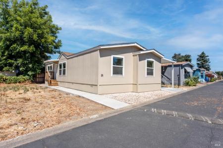 660 Leslie St. #25, Ukiah, California 95482