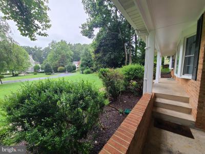 10617 Good Spring Avenue, Great Falls, Virginia 22066