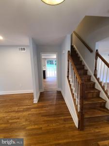 10617 Good Spring Avenue, Great Falls, Virginia 22066