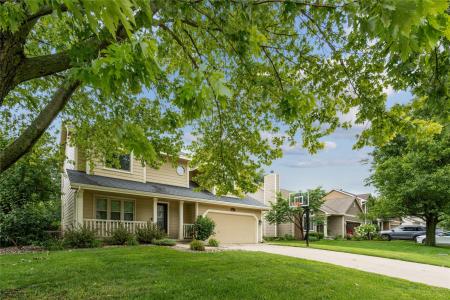 2095 NW 144th Street, Clive, Iowa 50325