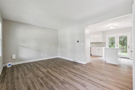 2095 NW 144th Street, Clive, Iowa 50325
