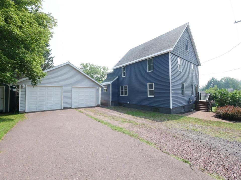 41890 S Hamar, Chassell, Michigan 49916, États-Unis