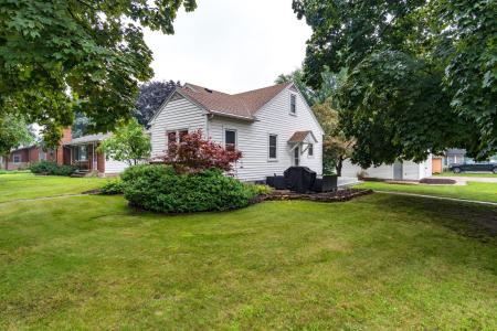 302 N Walnut Street, La Crescent, Minnesota 55947, Amerika Birleşik Devletleri