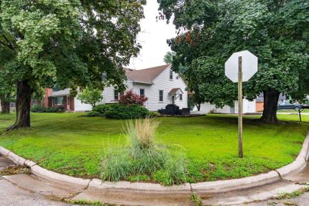 302 N Walnut Street, La Crescent, Minnesota 55947, USA