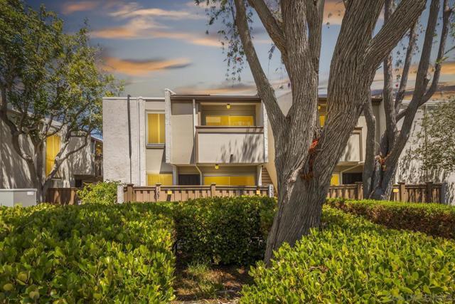 3549 Castle Glen Dr , 207, San Diego, Califórnia 92123, Estados Unidos