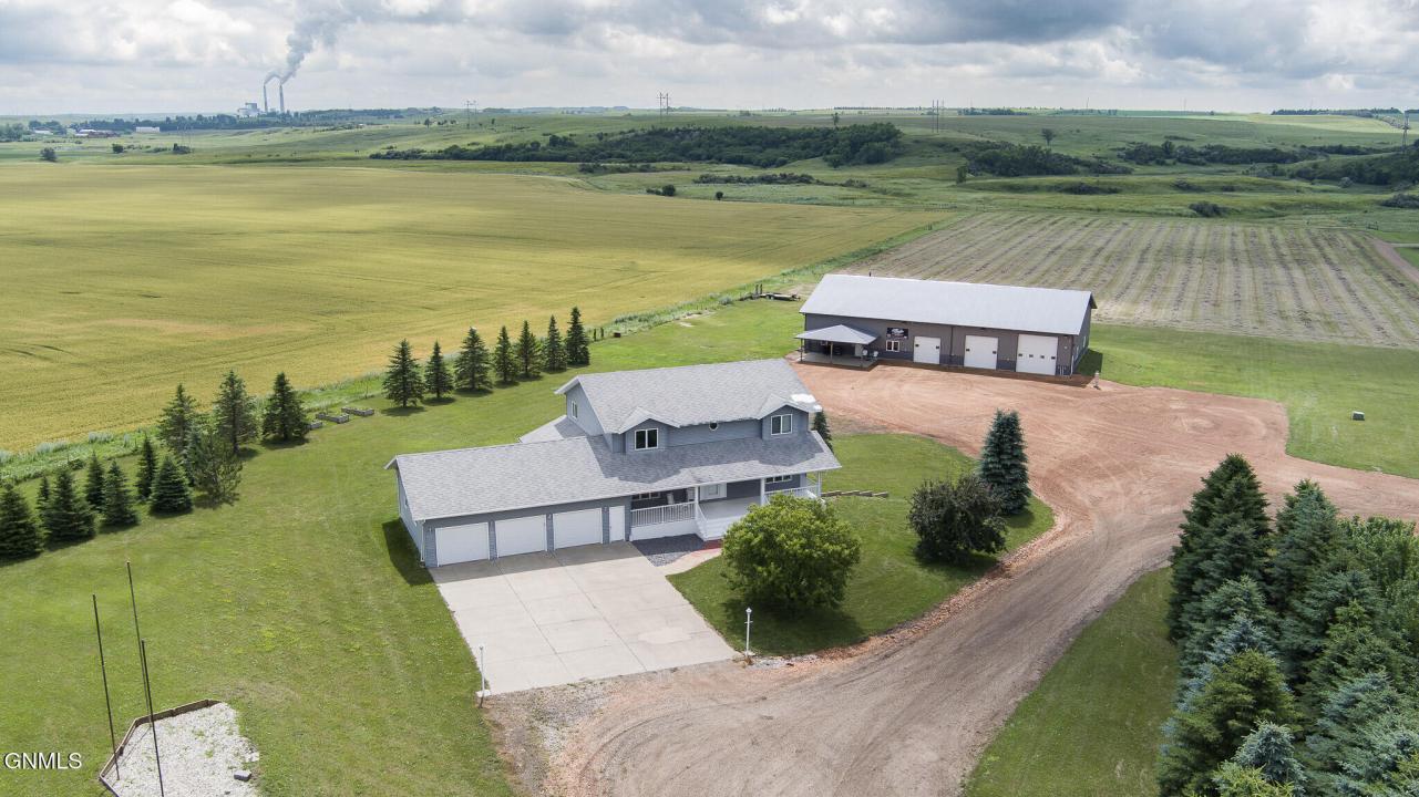 2104 37th Avenue, Center, North Dakota 58530, USA