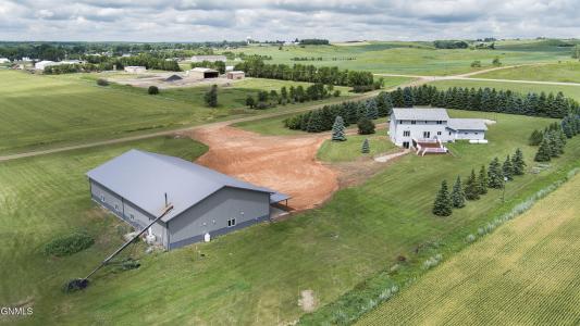 2104 37th Avenue, Center, North Dakota 58530, USA