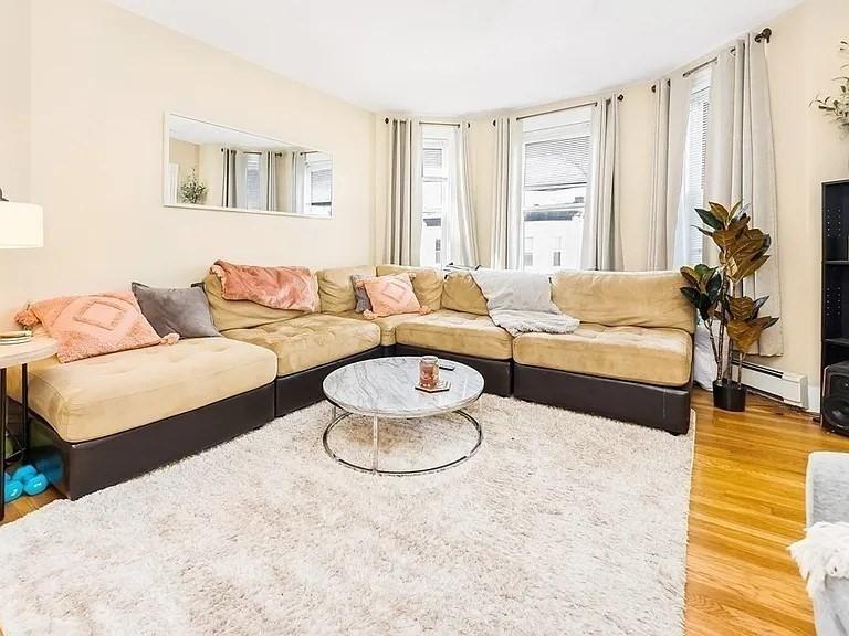 180 L Street , #3, Boston, מסצ'וסטס 02127, ארצות הברית של אמריקה