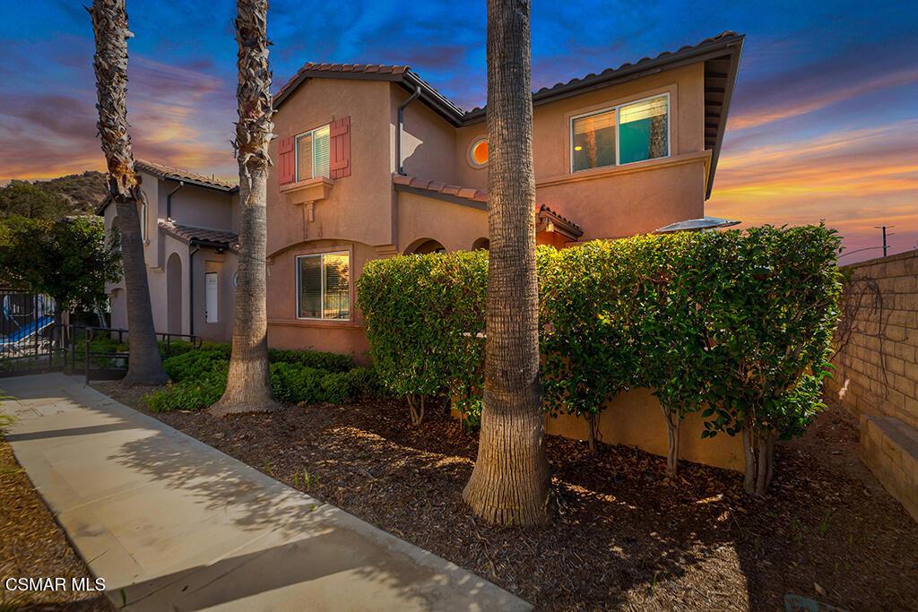 21123 Avenida De Sonrisa, Saugus, Califórnia 91350, Estados Unidos