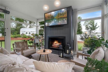 225 E Underwood Street, Cleveland, Georgia 30528, HOA KỲ