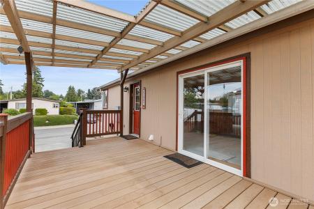 7024 141st Avenue, Sumner, Washington 98390