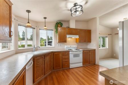 7024 141st Avenue, Sumner, Washington 98390, USA