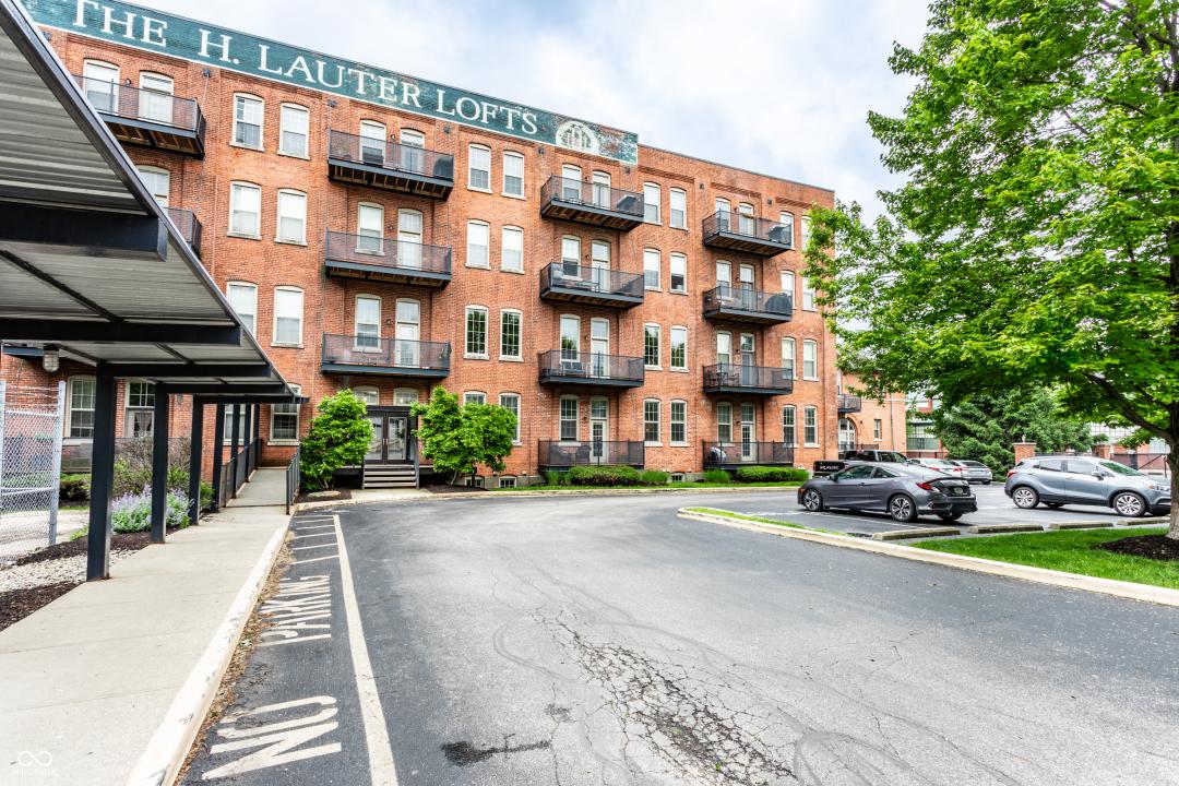 55 S Harding Street , 308, Indianapolis, Indiana 46222, États-Unis