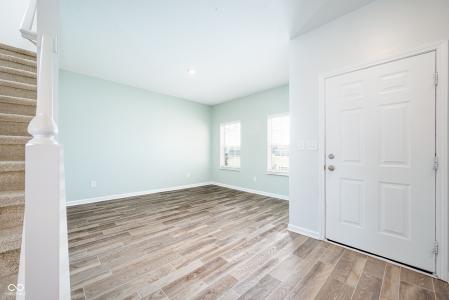 5968 Meadowview Drive, Whitestown, Indiana 46075
