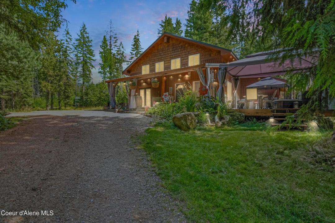 528 Trapper Creek Rd, Sandpoint, Idaho 83864, USA