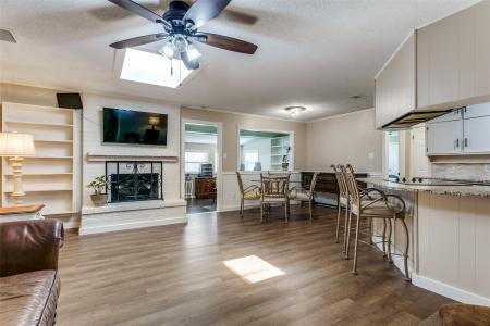 2133 Mountainview Drive, Hurst, טקסס 76054, ארצות הברית של אמריקה 