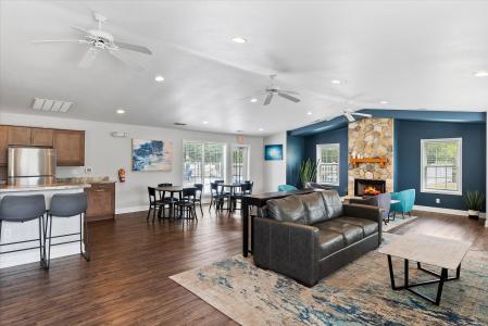 N16W26549 Tall Reeds Ln, Pewaukee, Wisconsin 53072, Estados Unidos