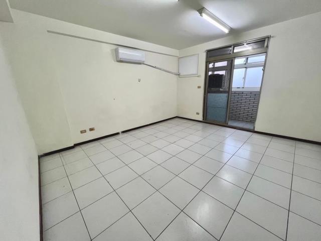 中山西路二段, 新屋區, 桃园 327, 台湾