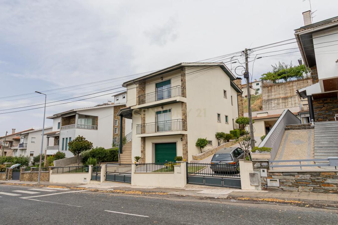 Bragança, Bragança 5300-000, Portugal