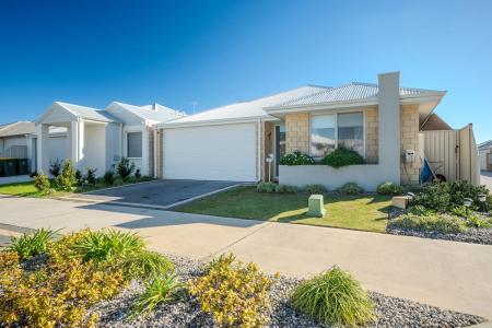 5 Mcgiffen Avenue, Alkimos, WA 6038, Australia