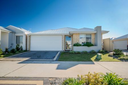 5 Mcgiffen Avenue, Alkimos, WA 6038, Australia