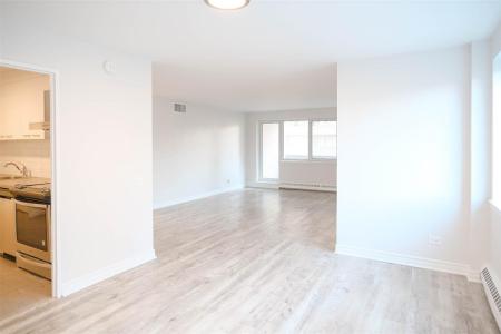 3450 Rue Drummond, Montréal (Ville-Marie), Quebec H3G 1Y2, Kanada