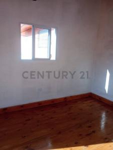 Husares 2128, Quilmes, GBA Sur 00001, Argentina