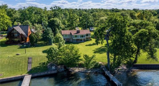 2382 West Oakfield Road, Grand Island, New York 14072, USA