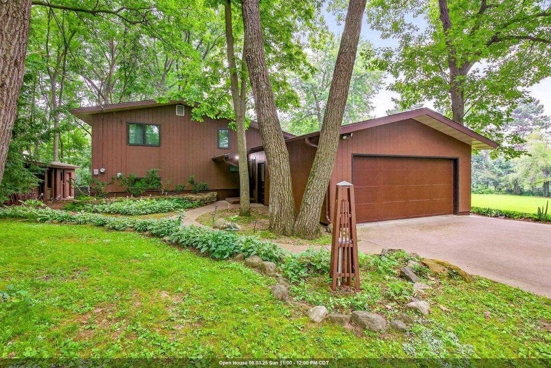 W10003 View Ridge Lane, New London, ויסקונסין 54961-9109, ארצות הברית של אמריקה