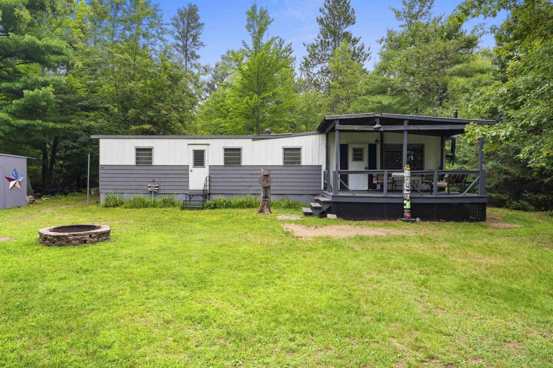 N6692 S 3RD Street, CRIVITZ, Wisconsin 54114, Estados Unidos