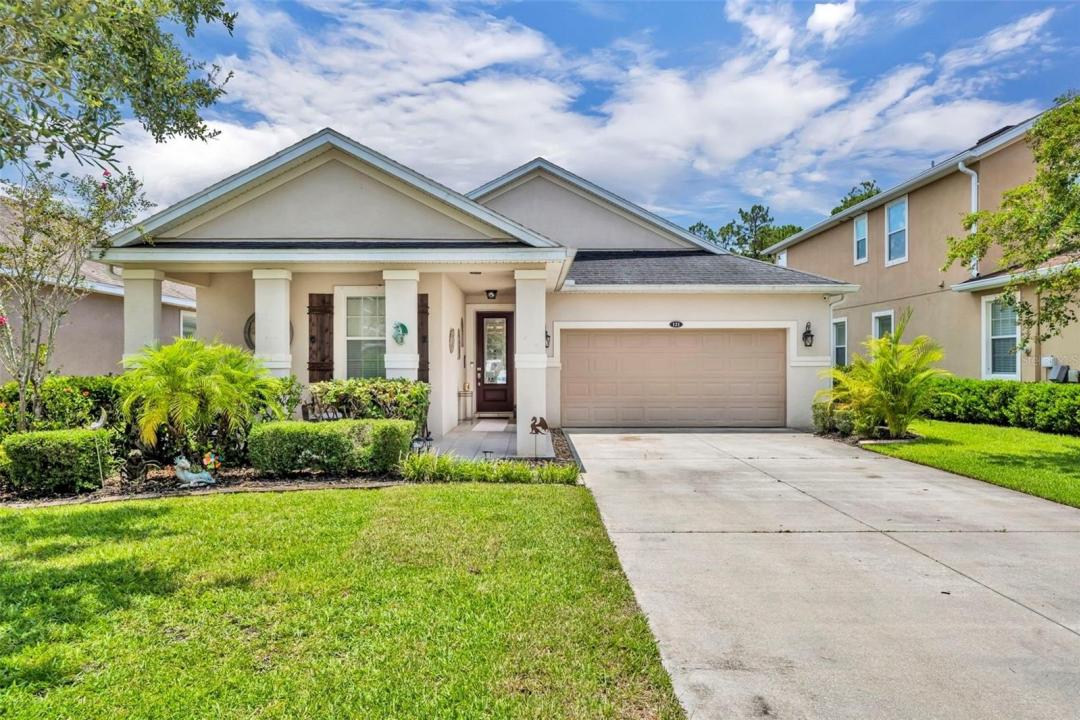 121 GRANDE BERWICK COURT, Daytona Beach, Florida 32124