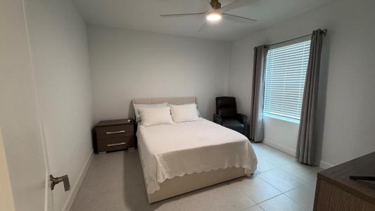 6731 NW Windwood Way, Port St Lucie, Flórida 34987, Estados Unidos